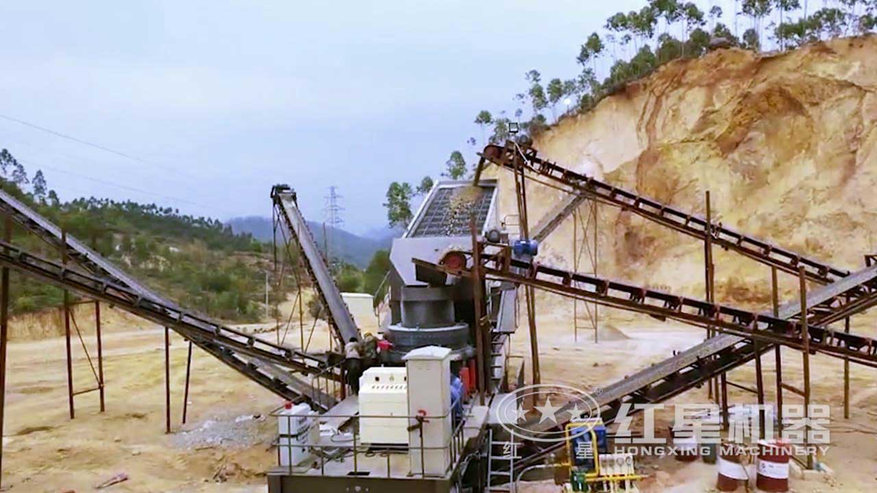 一小時(shí)100噸移動(dòng)式破碎機(jī)-廣東客戶現(xiàn)場(chǎng)